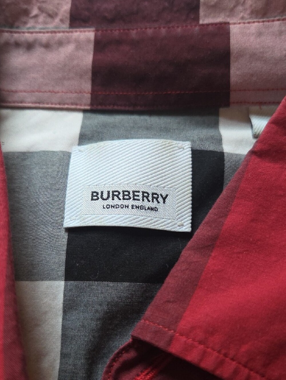 BURBERRY London England Patchwork Mega Check Red Button Down Shirt L - Picture 2 of 5
